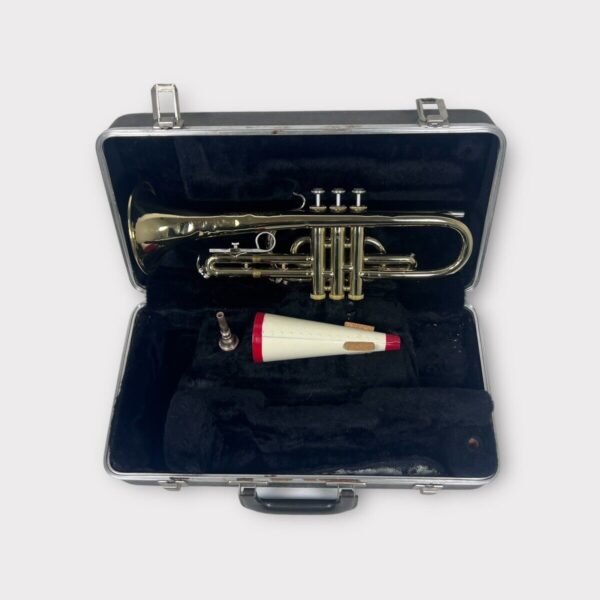 Bundy Designed By Vincent Bach Bb Trumpet ML (SPG055245)