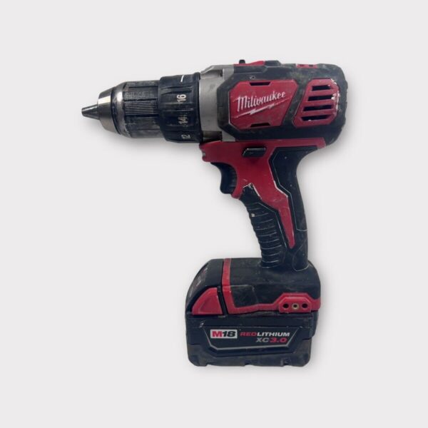 MILWAUKEE TOOLS 2606-20 CORDLESS 18V DRILL/DRIVER w/ 3AH BATTERY (SPG056813)