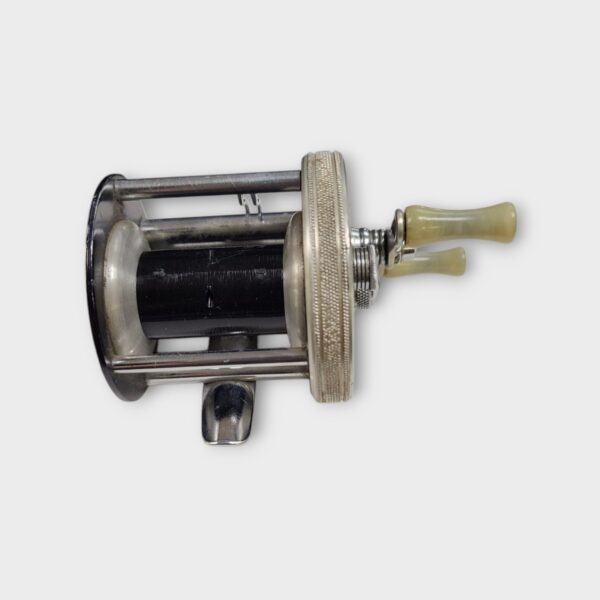 Used Heddon Pal P41 Black Level Wind Bait Casting Fishing Reel