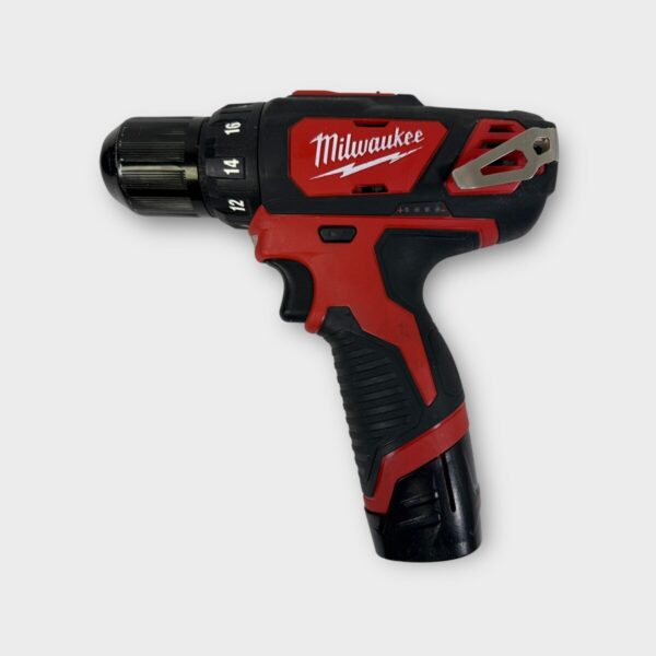 Milwaukee 2407-20 M12 12V Li-ion 3/8" Drill/Driver w/ Battery (SPG063801)