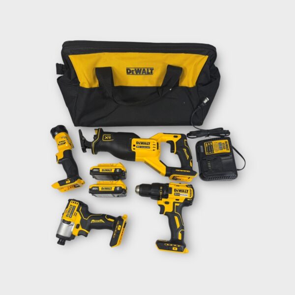 DEWALT XR 20V MAX Brushless 4-Tool Combo Kit - DCK479D2 **NEW** (SPG064356)
