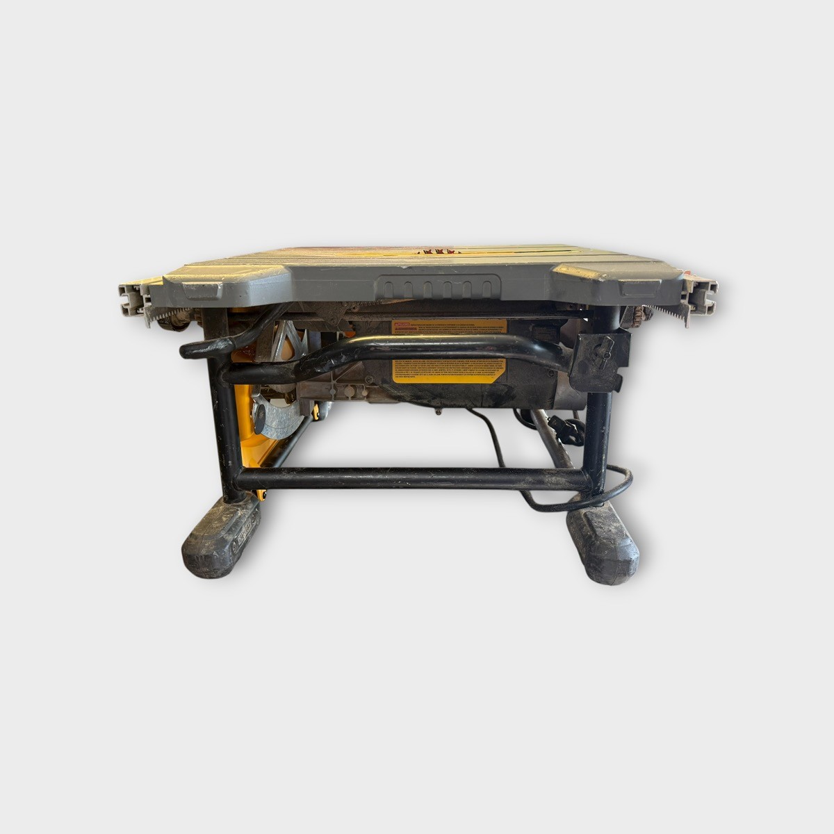 DEWALT DWE7485R 15A 8-1/4" Corded Table Saw (Pickup Only) READ Ad (SPG064533)