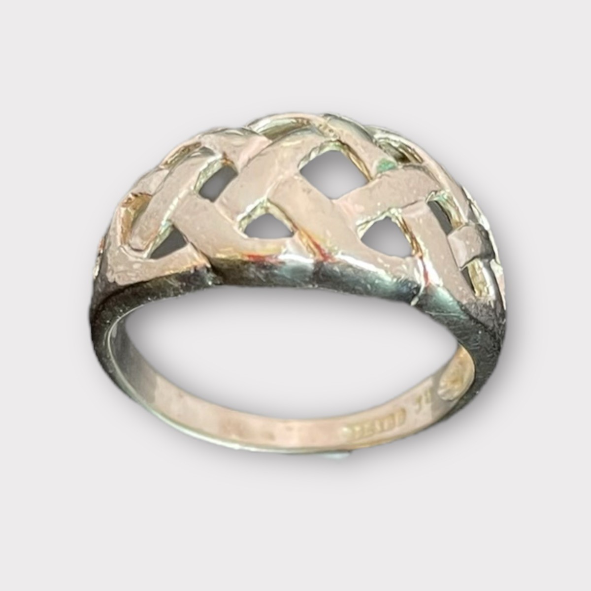 Lady's Celtic Knot Silver Ring 2.3dwt Size 8.5 (SPG052397)