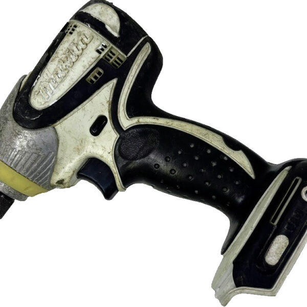 Makita BTD142 18V 1/4 Inch Hex Cordless Impact Driver (Tool Only)