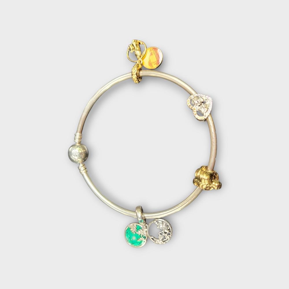 Pandora Moments Disney Simba Clasp 7.75” S925 Bangle with Charms (SPG064114)