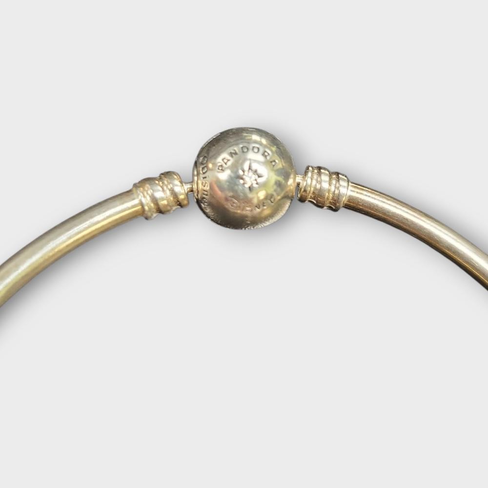Pandora Moments Disney Simba Clasp 7.75” S925 Bangle with Charms (SPG064114)
