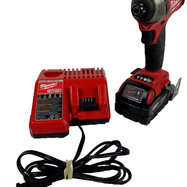 Milwaukee 2760-20 M18 Fuel Surge 1/4” Hex Impact Driver w/5.0Ah Bat & Charger