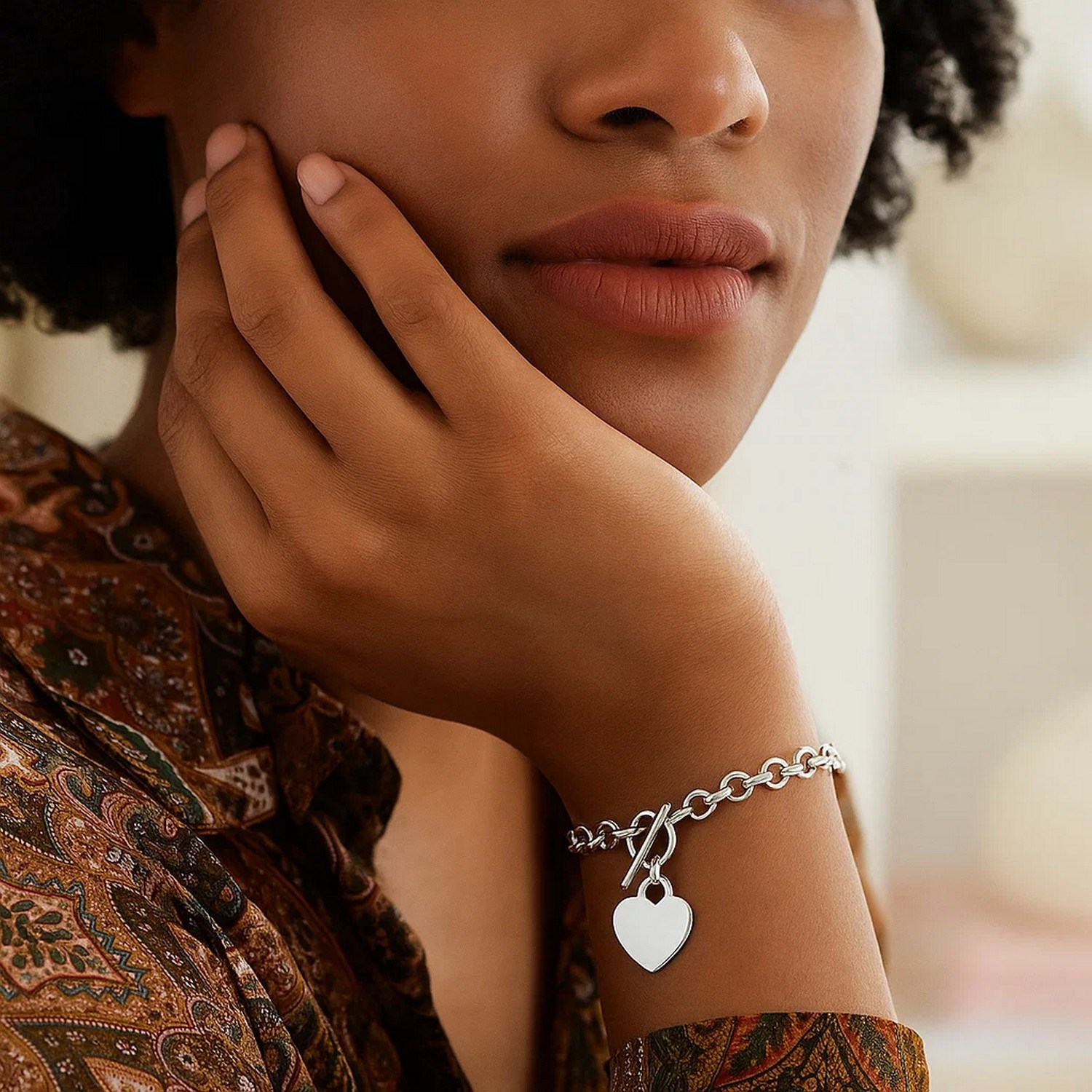 Sterling Silver Rhodium Plated Rolo Chain Bracelet with a Heart Charm (6.00 mm) - Image 2