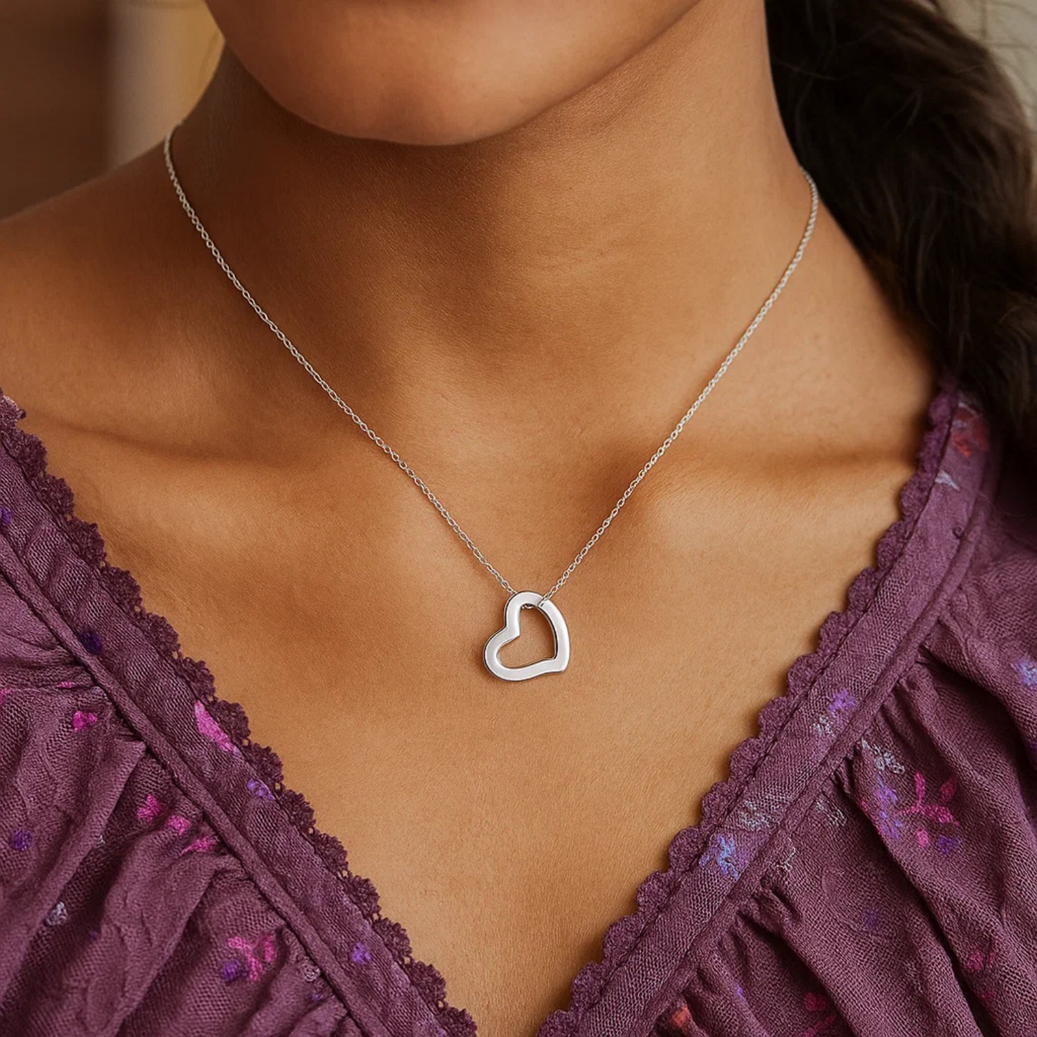 14k White Gold Heart Pendant - Image 3