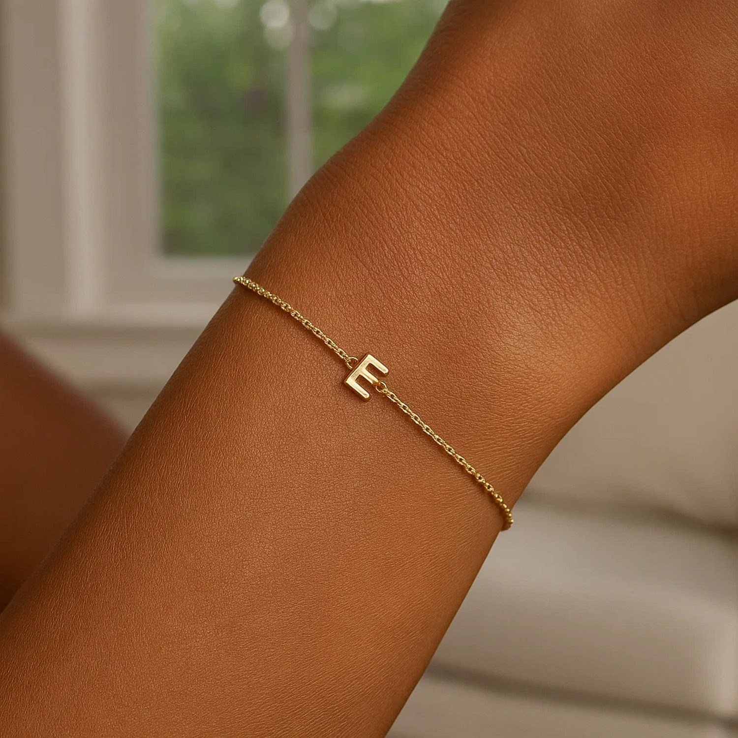 14K Yellow Gold Mini Initial E Bracelet - Image 7