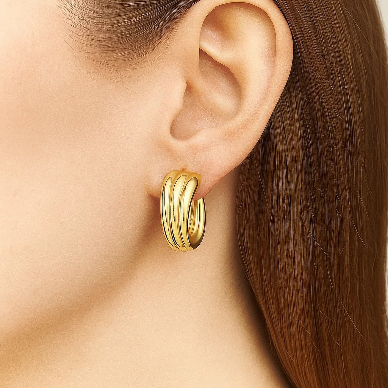 14K Yellow Gold 3 Row Graduated Hoop Earrings - Image 2