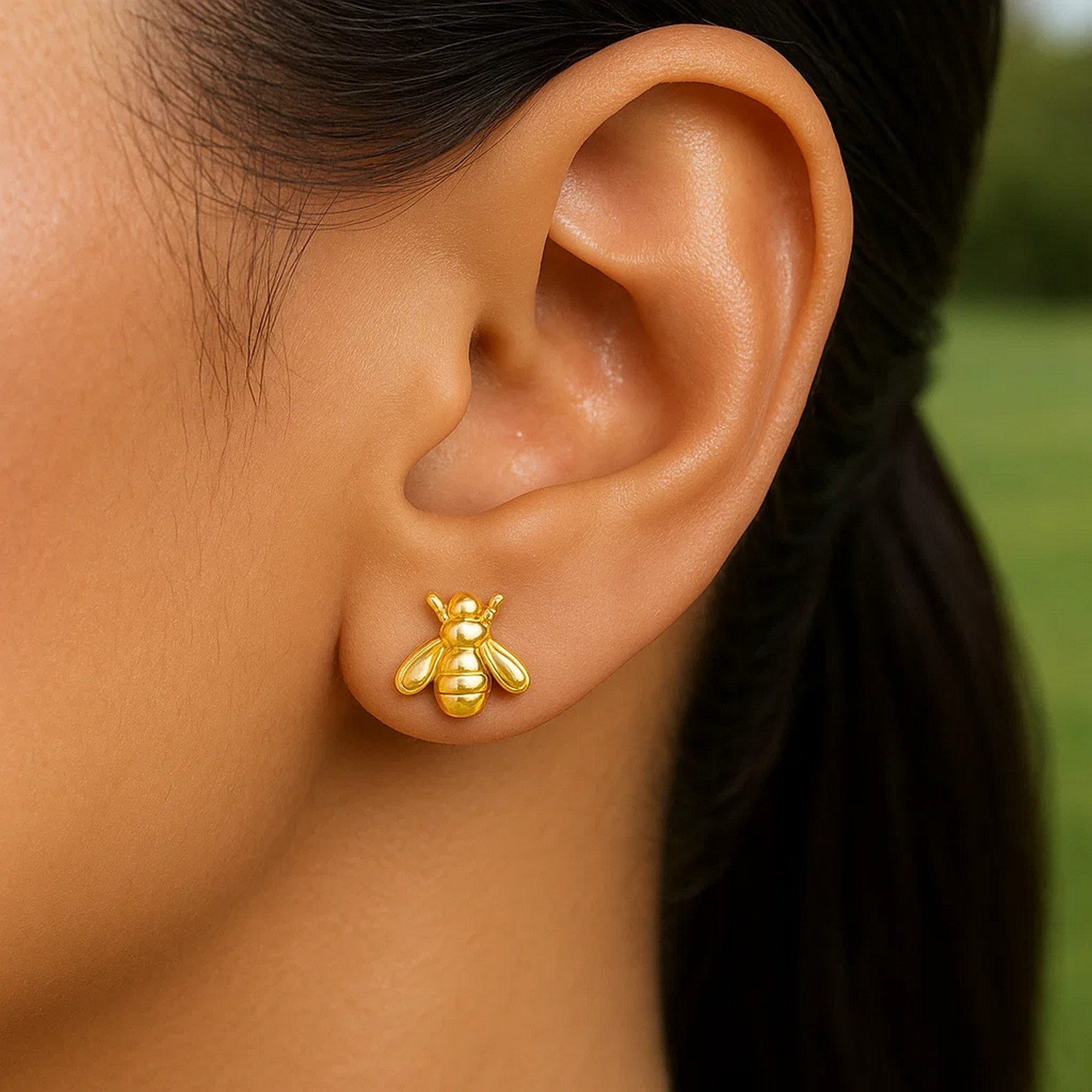 14k Yellow Gold Bee Stud Earrings - Image 4