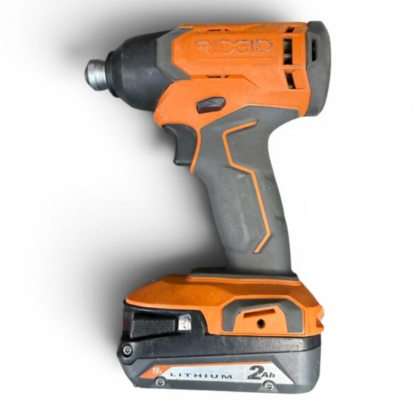 RIDGID R86002 18V Brushless Drill Driver w/ 2Ah Battery (SPG065822)