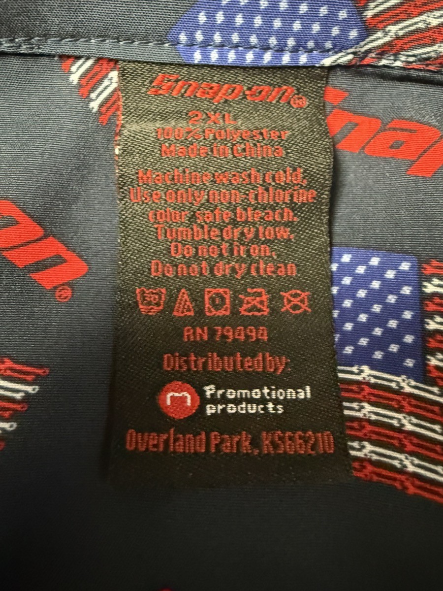 Snap-on Tools 2XL American Flag Patterned Button Down Dress Shirt (SPG066126)