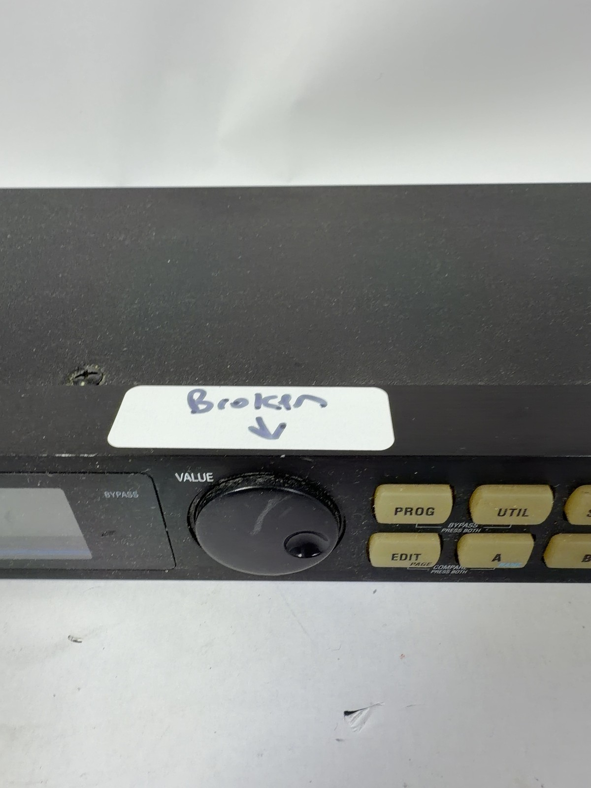 Alesis MidiVerb rackmount digital reverb/multieffects (parts, broken wheel)