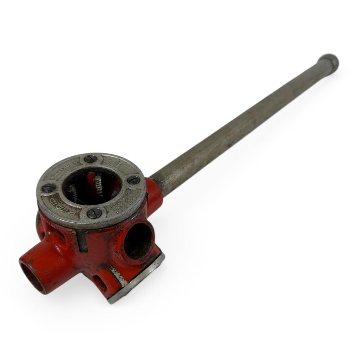 Ridgid Ratcheting Pipe Threader w/ 1/2" & 3/4" NPT Die Heads (SPG066537)