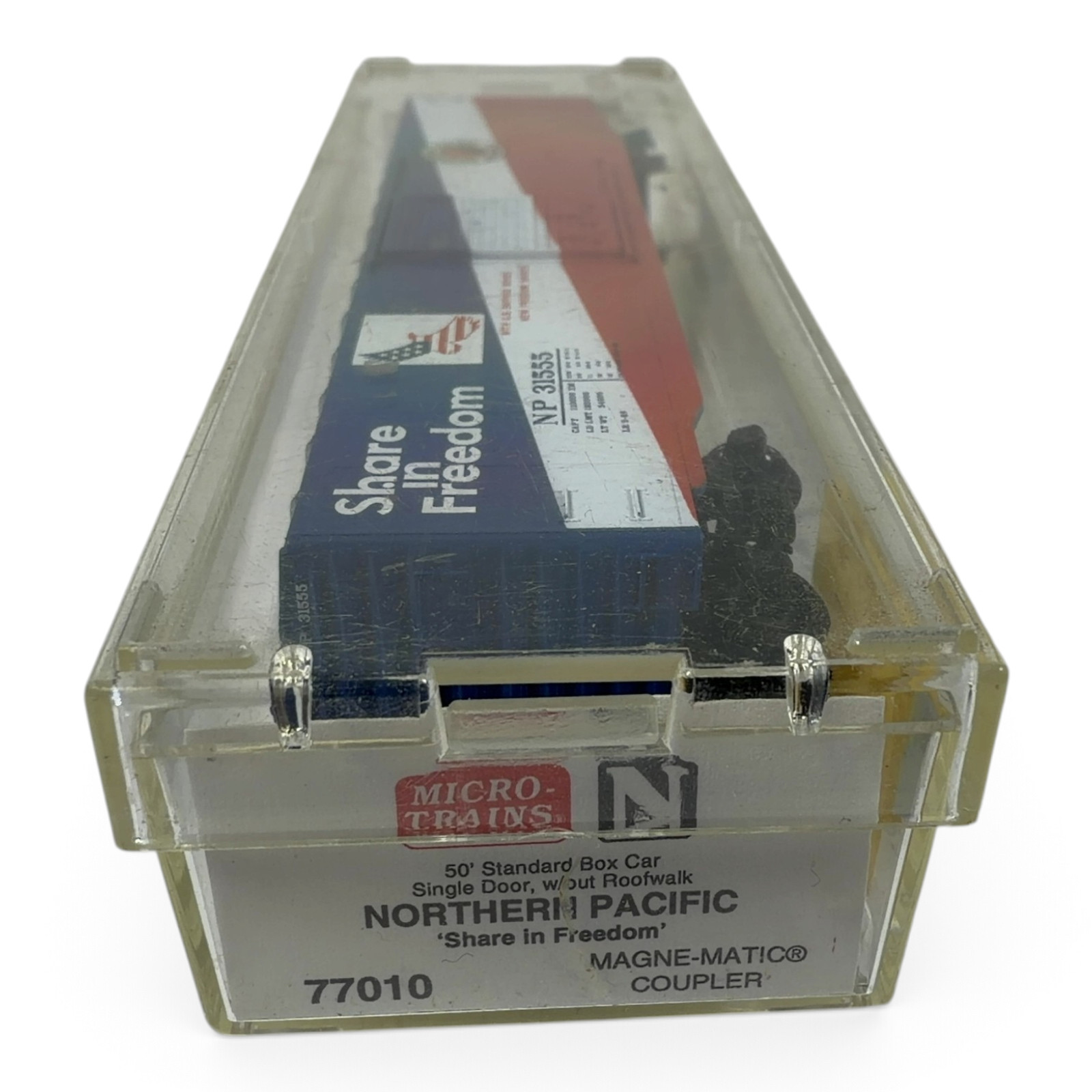 Micro-Trains 77010 N Scale NP Share in Freedom Boxcar NP 31555 with Case
