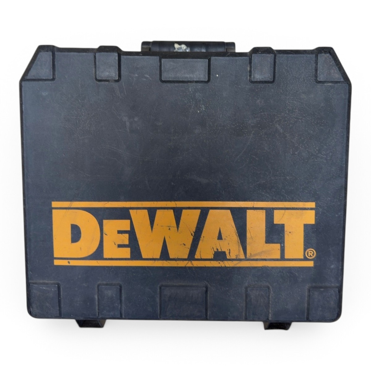 DeWalt DW369 Corded Circular Saw with Blade & Case – Good Condition (SPG066565)