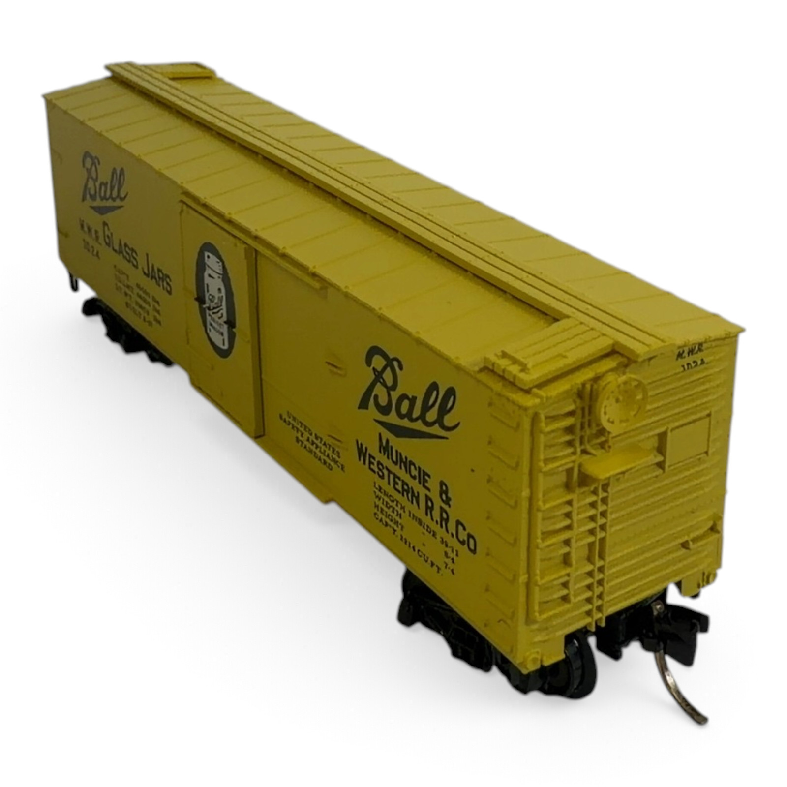 Micro-Trains 42030 N Box Car Muncie & Western Ball Glass Jars #1024 w/ Case