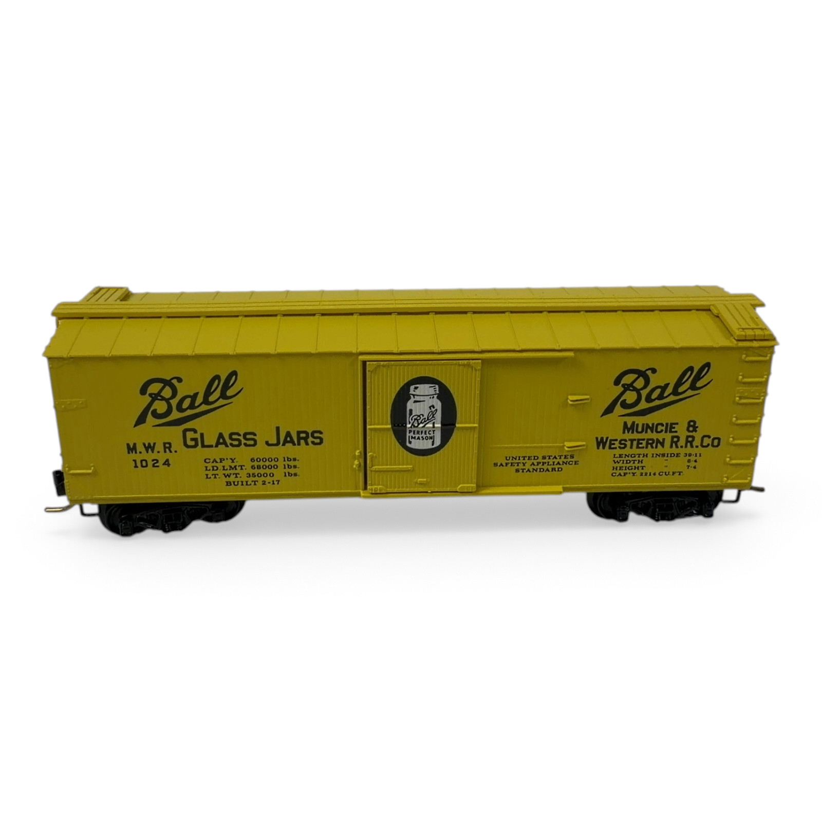 Micro-Trains 42030 N Box Car Muncie & Western Ball Glass Jars #1024 w/ Case