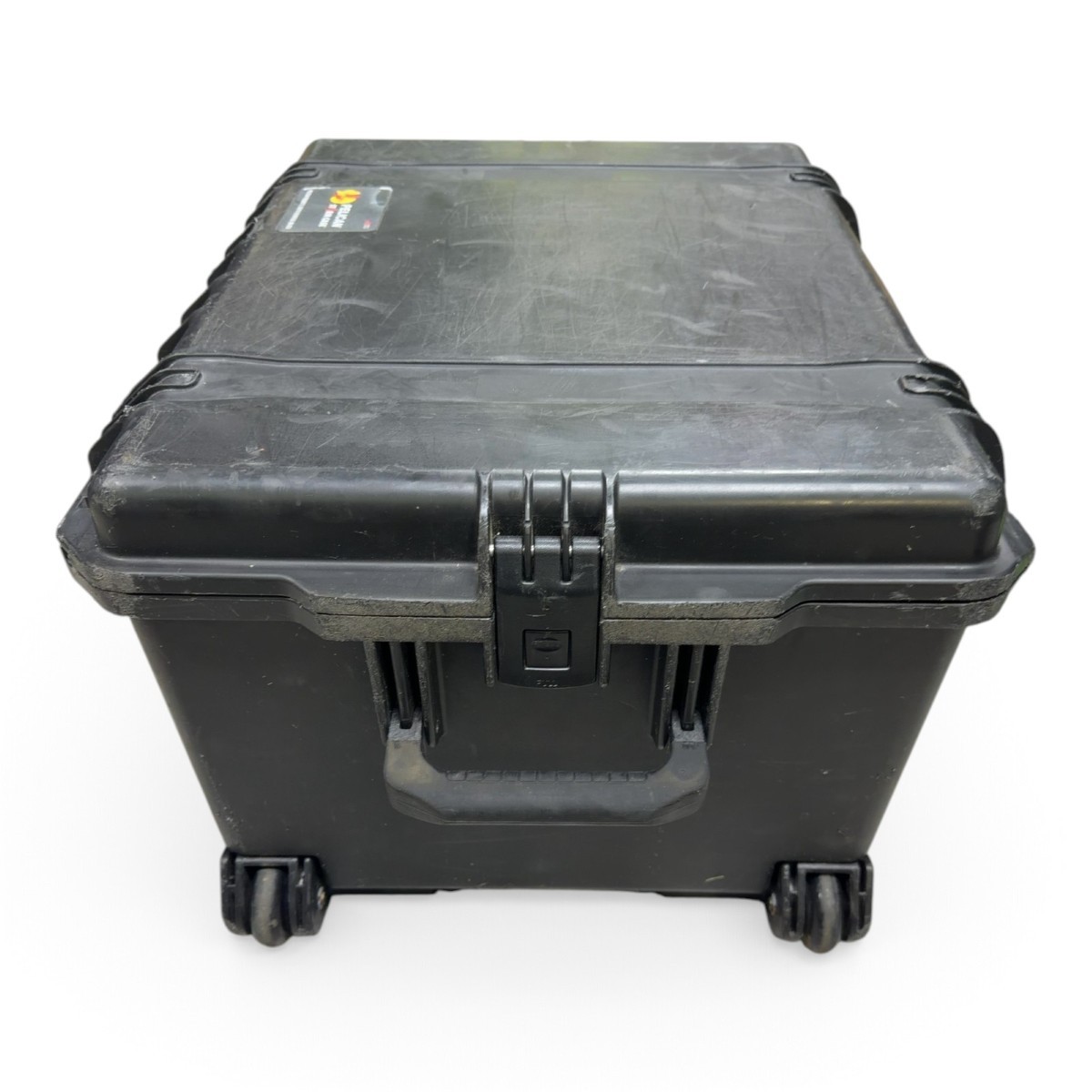 Pelican Storm Rolling Hard Case – Fair, No Foam, Heavy - Pickup Only (SPG066484)