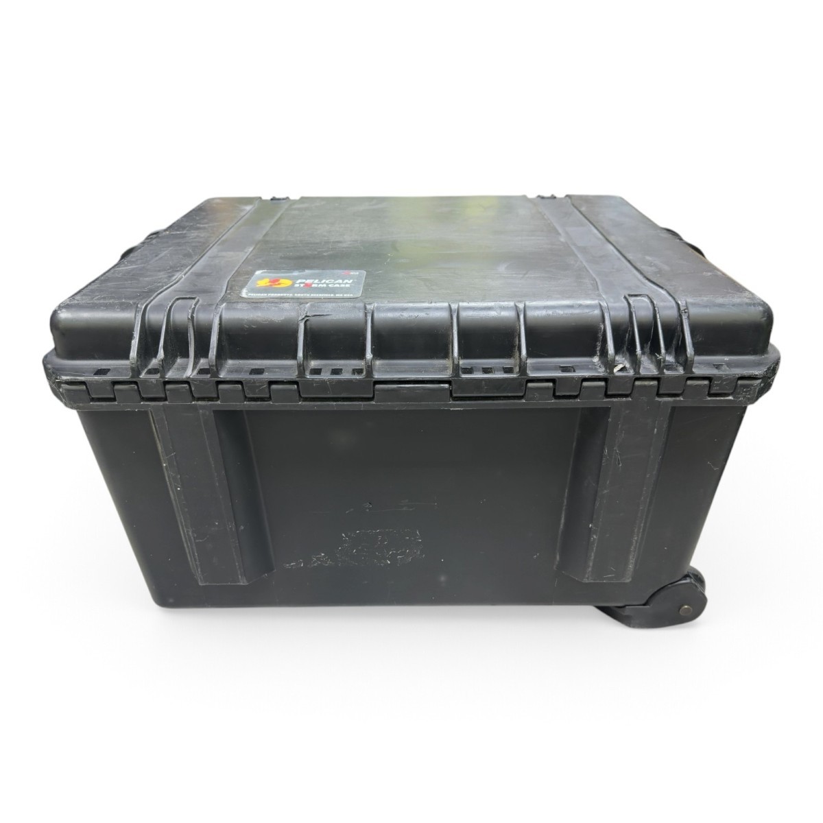 Pelican Storm Rolling Hard Case – Fair, No Foam, Heavy - Pickup Only (SPG066484)